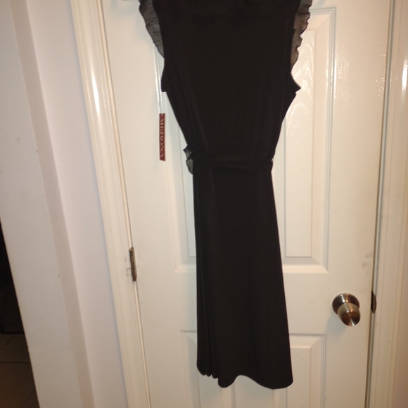 Beautiful Black Dress - Picture 3 of 9